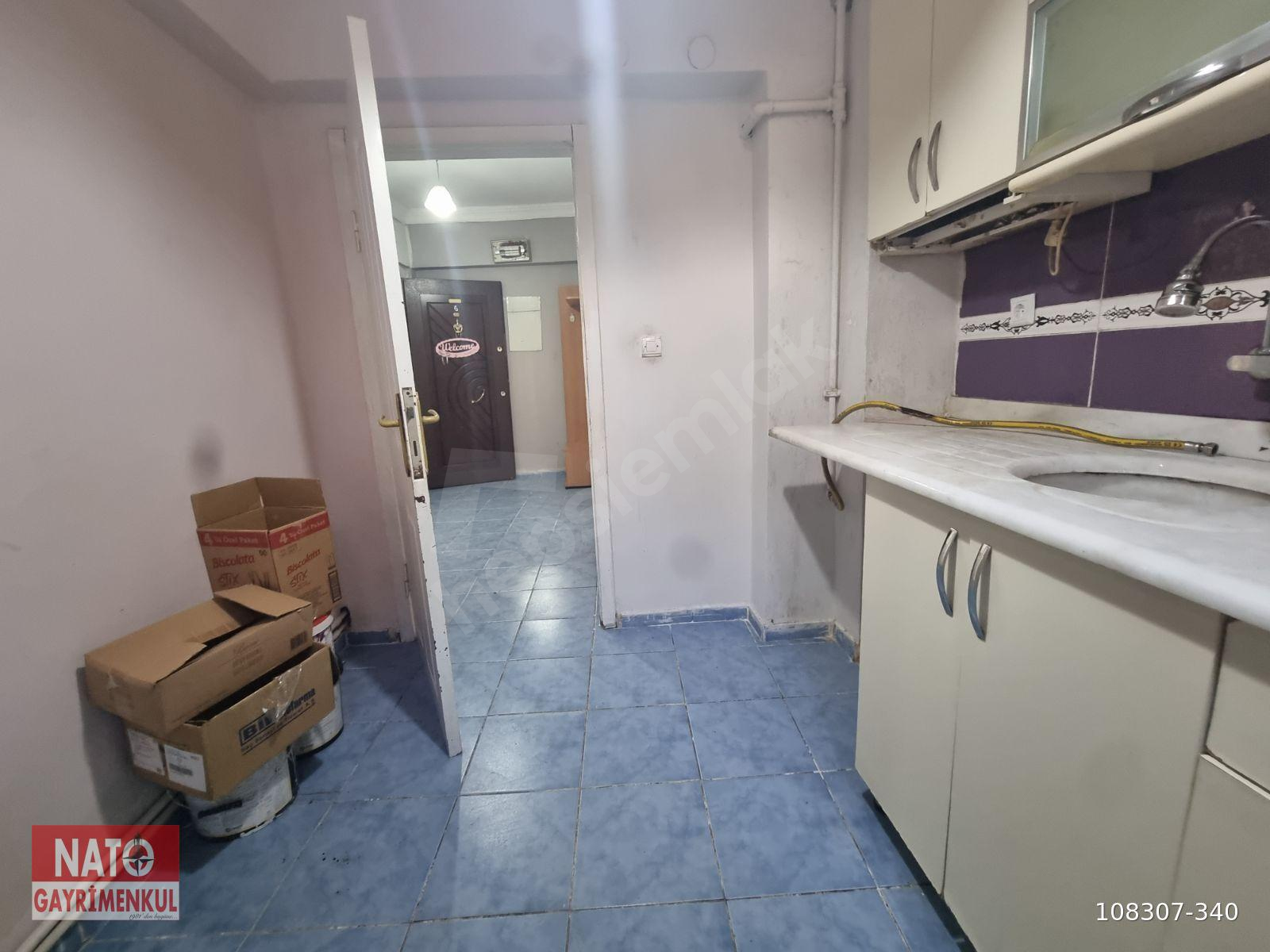 NATOYOLUNDA 2+1 GİRİŞKAT BALKONLU ALTINDA DAİRE VAR GÜNEŞ ALIR
