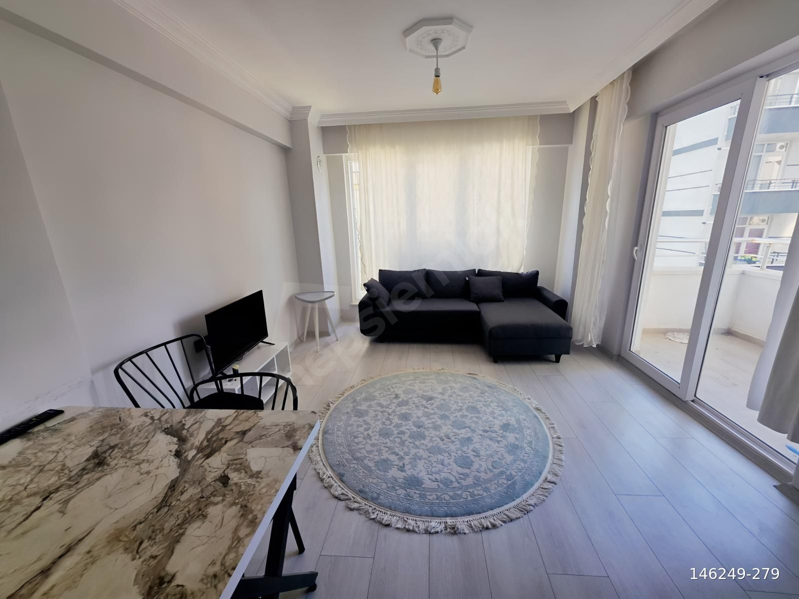 GÖRGEÇ EMLAK'TAN FUUL EŞYALI SATILIK 1+1 DAİRE