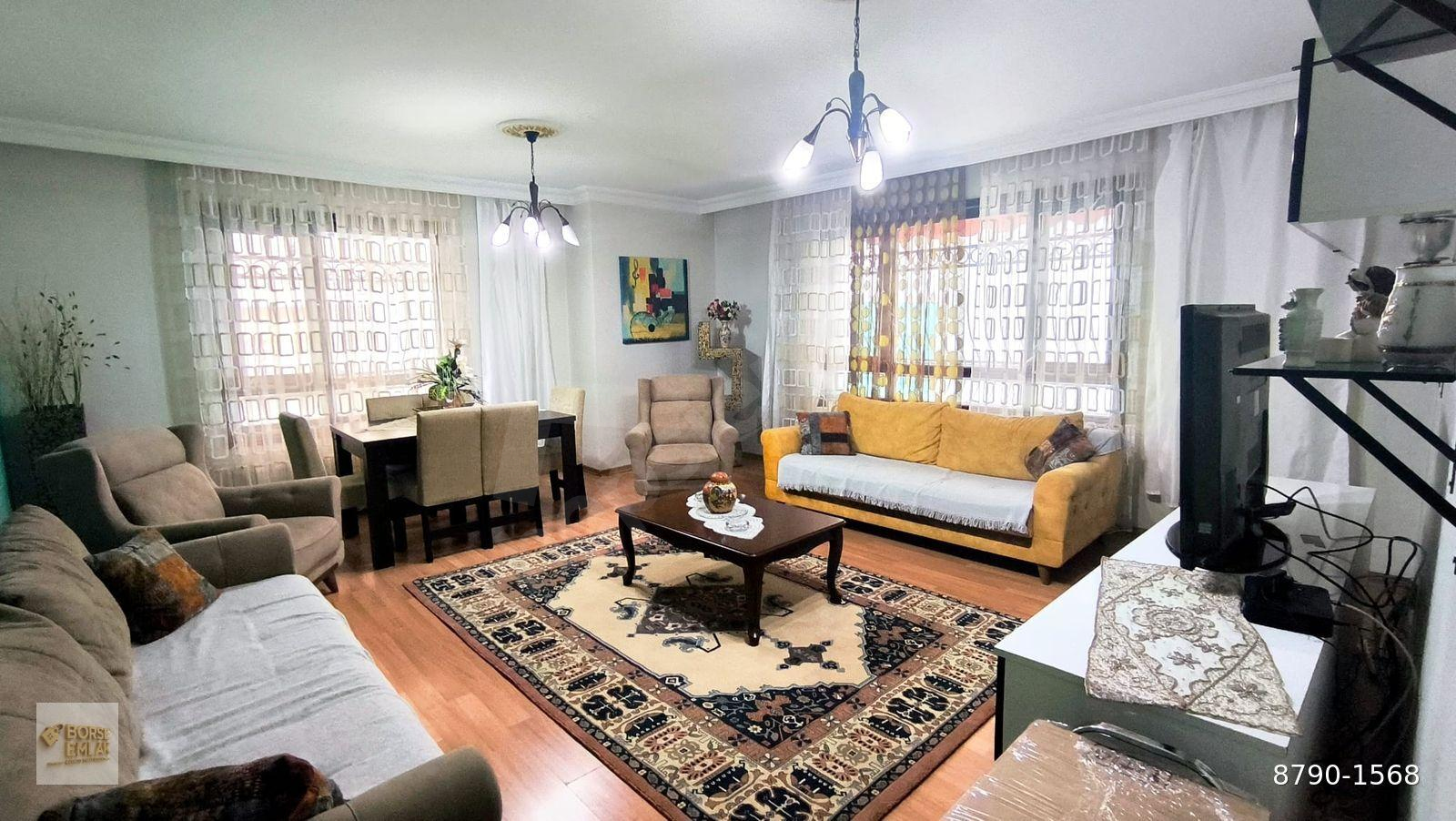 3+1 KOMBİLİ OTOPARKLI GİRİŞ KATI EŞYALI DAİRE