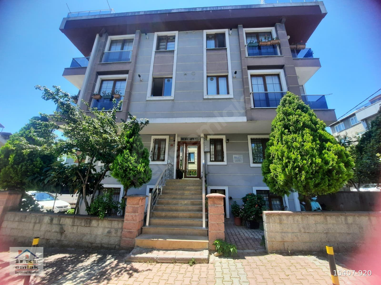 ATAŞEHİR ESATPAŞA MAH. 3+1 DUBLEX TEMİZ FERAH BALKONLU + TERASLI