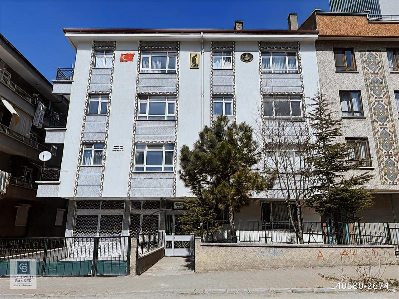 Örnek Mah., Örnek Cad. 60 m², Boş, 2.Kat, Satılık, 1+1 Daire