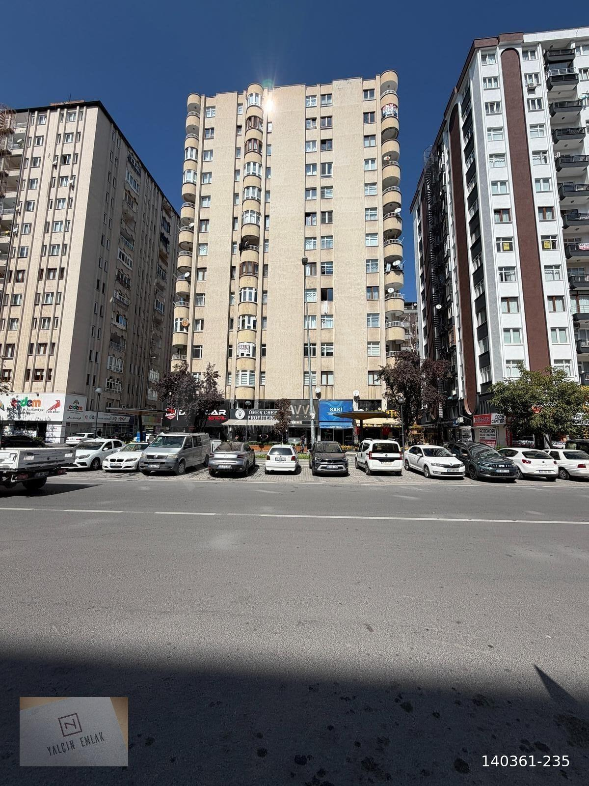 YALÇIN EMLAK - ŞEHİR MERKEZİNDE KİRALIK DAİRE...!
