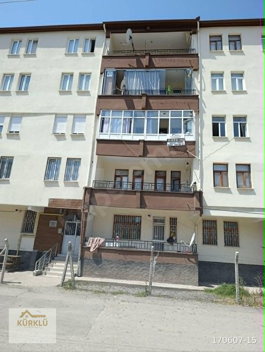 aksaray merkez pınar mah de satılık 2.el 3+1 daireee