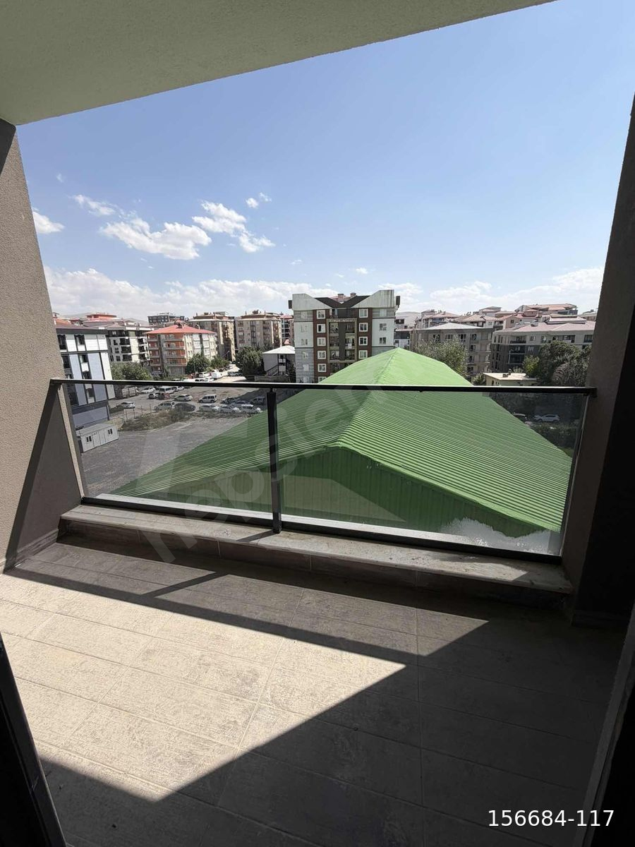 AVM CİVARI SATILIK LÜKS DAİRE
