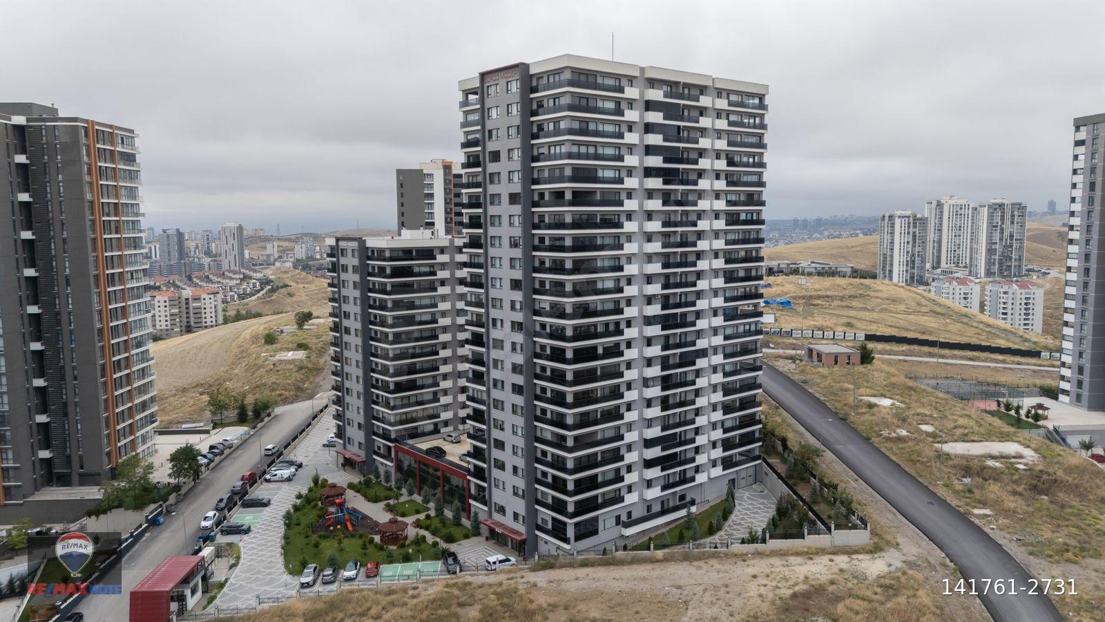BORDO MODERN’DE 230 M² 4+1+KİLER | SOSYAL TESİSLİ