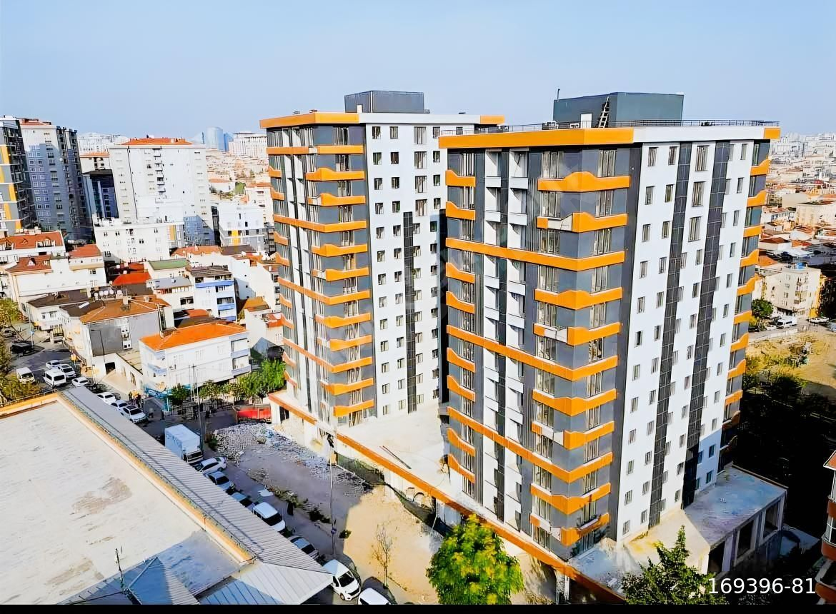 Bağcılar Yeni Mah. satılık 3+1 40 m2 Kat Teraslı Daire