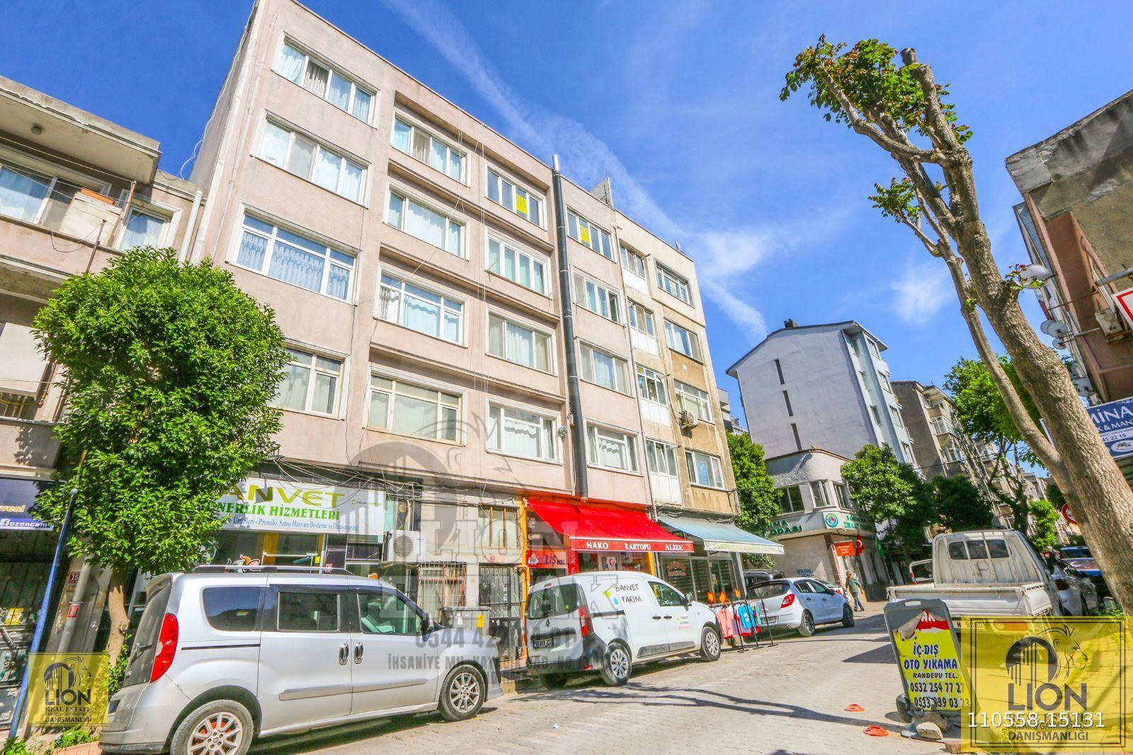 LION EMLAK'TAN ÇARŞI MERKEZDE ARAKAT,BALKONLU KİRALIK 2+1 DAİRE