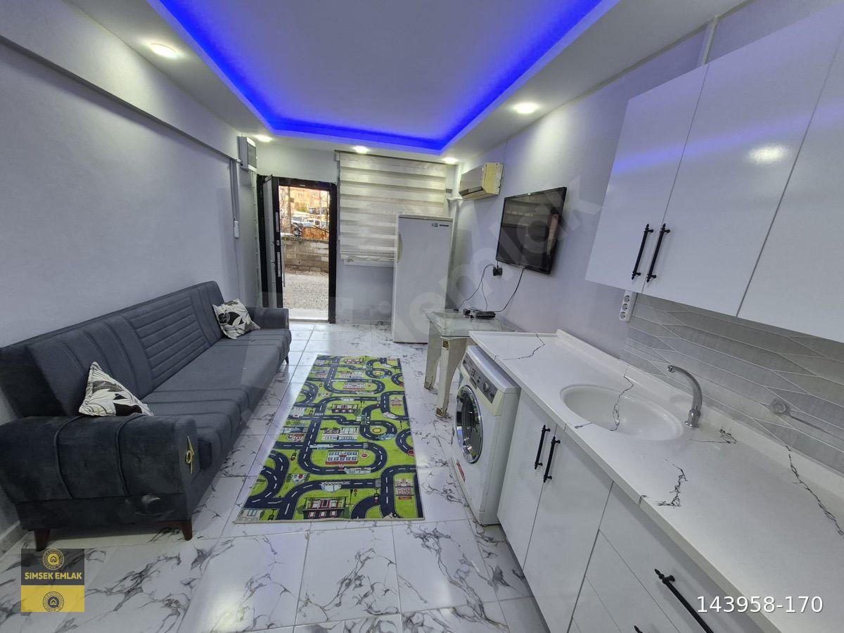 ACIBADEM HASTANESİ KARŞISI 1+1 EŞYALI KİRALIK DAİRE