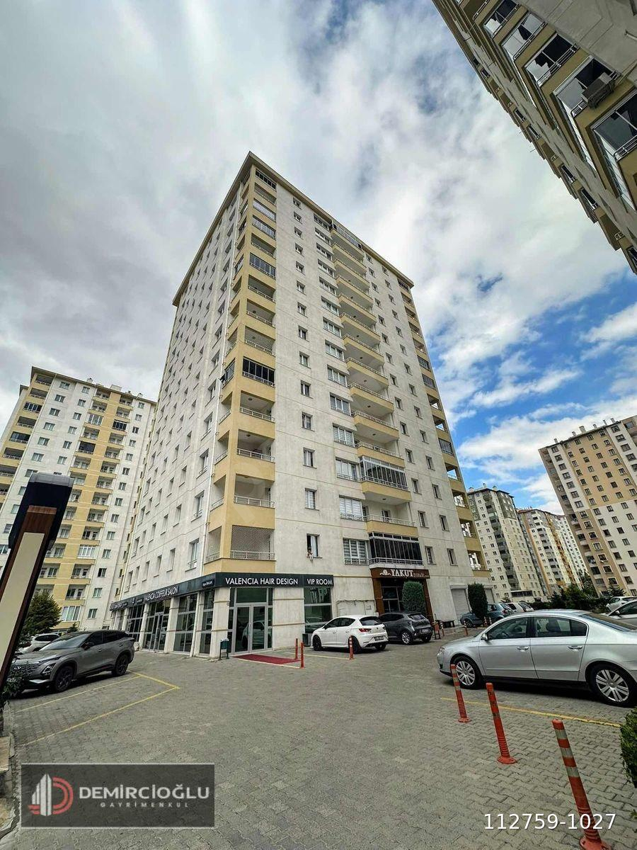 TRAMVAY'A SIFIR 2,5+1 LÜKS DAİRE