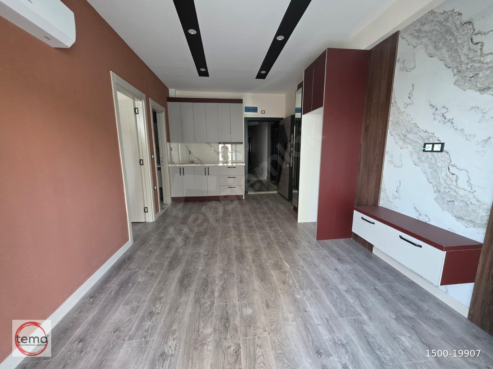 SARIÇAM’DA BULVAR ÜZERİNDE YATIRIMLIK 1+1 SATILIK DAİRE