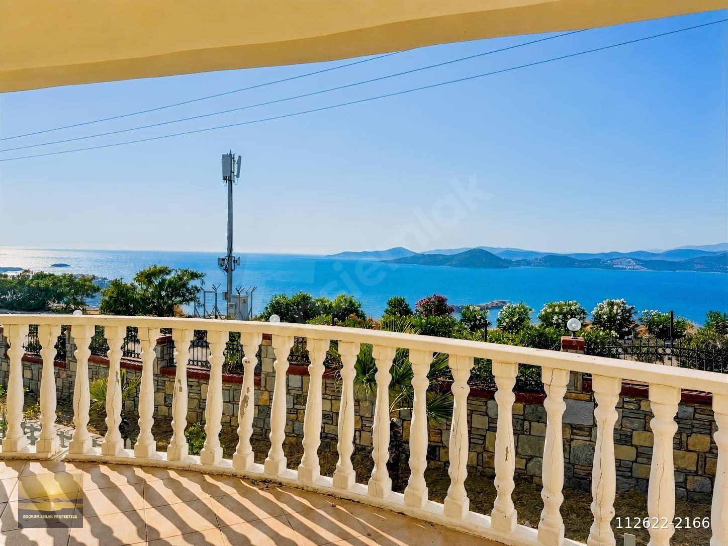 FULL DENİZ MANZARALI DAİRE ÖZEL PLAJLI SİTEDE ÖN BLOKTA EN ÖNDE