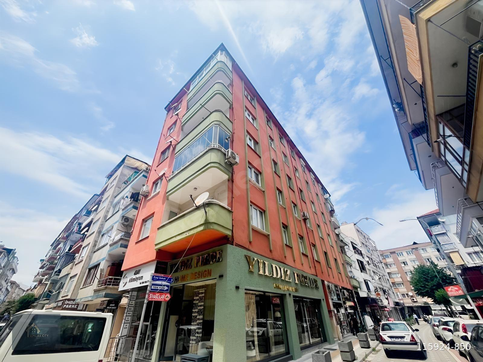 3+1 ASANSÖRLÜ (ŞEHRİN GÖBEĞİNDE) MASRAFSIZ ( İDOYA YAKIN ) DAİRE