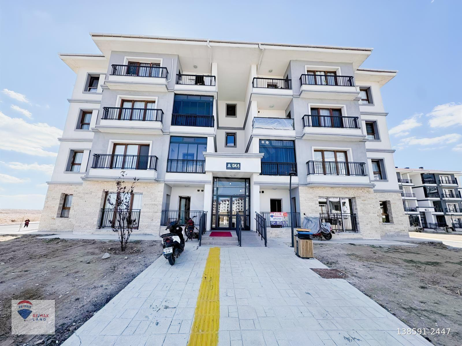 ÇORLU MUHİTTİN TOKİ 2. ETAPTA 2+1 KİRALIK DAİRE