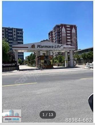 ERKAN EMLAKTAN BOSTANBAŞINDA FULL YAPILI SATILIK 3+1 DAİRE