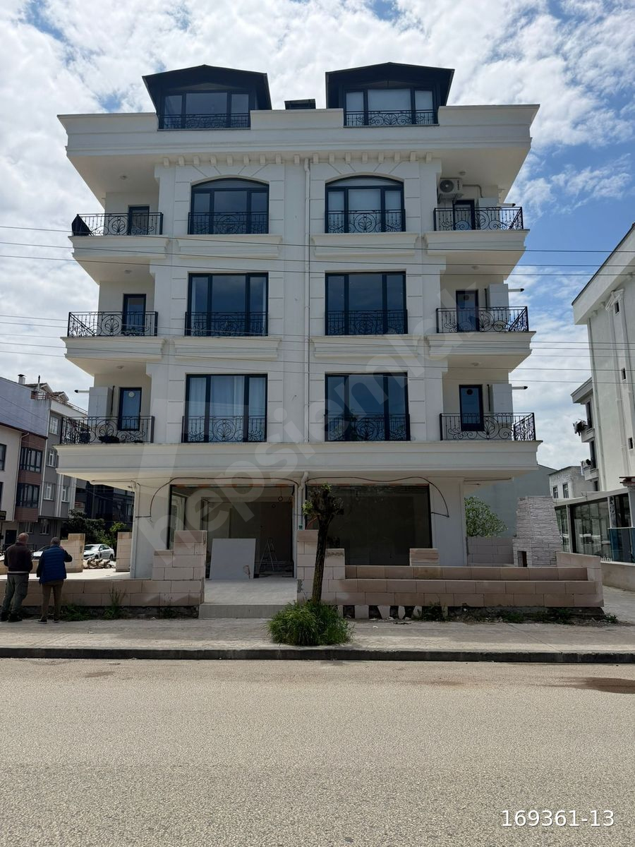 MONARC GAYRİMENKUL CUMHURİYET MH. SAHİLE YAKIN LÜKS 2+1 KİRALIK