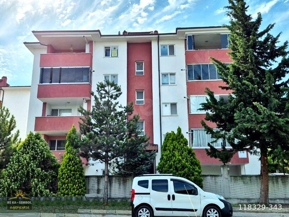 ADAPAZARI CAMİLİ MAHALLESİNDE KİRALIK 3+1 DAİRE