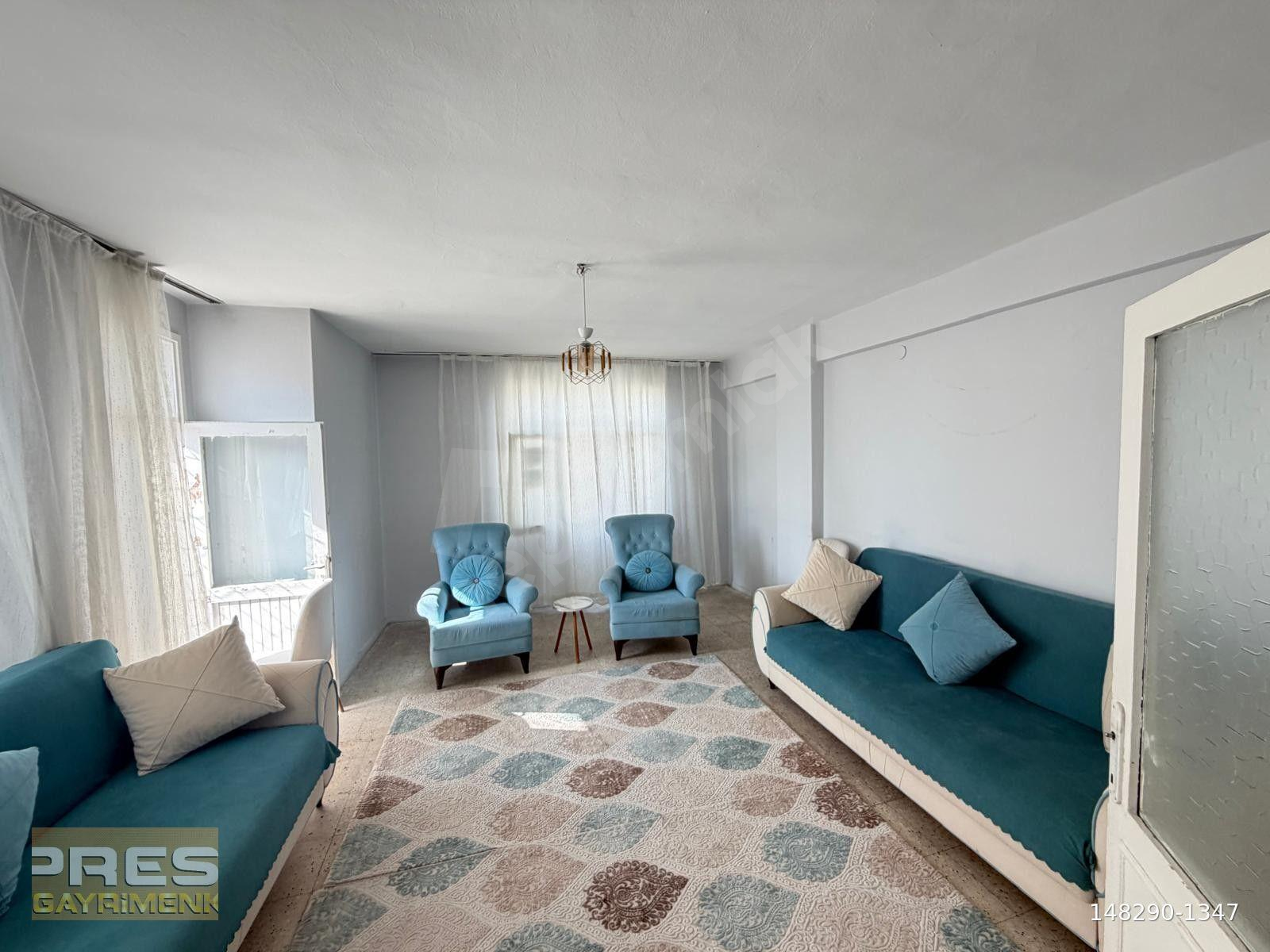 PRESTİJ'DEN İHSANİYE'DE METROPOL CİVARI AYRI MUTFAK 2+1 DAİRE