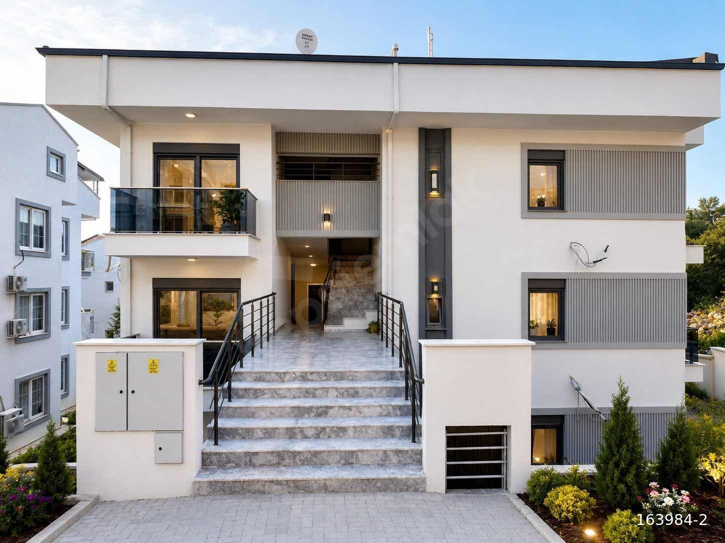 ANTALYA KAŞ MERKEZ ÇERÇİLER'DE KAÇIRILMIYCAK 4+2 SIFIR DAİRE...