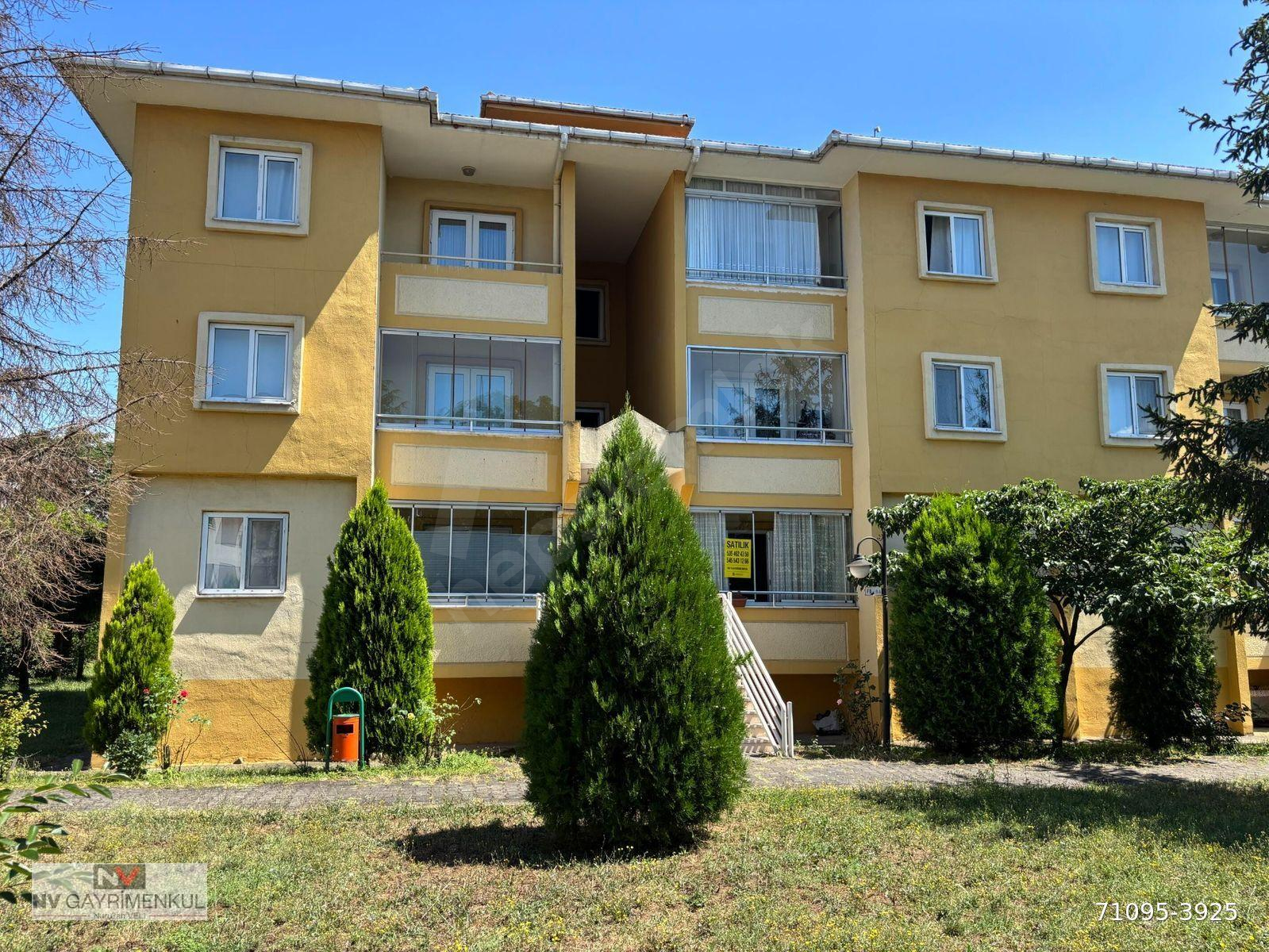NV GAYRİMENKUL'DEN DÜZCE MEMURSEN EVLERİ'NDE 2+1 85 M2 SATILIK DAİRE