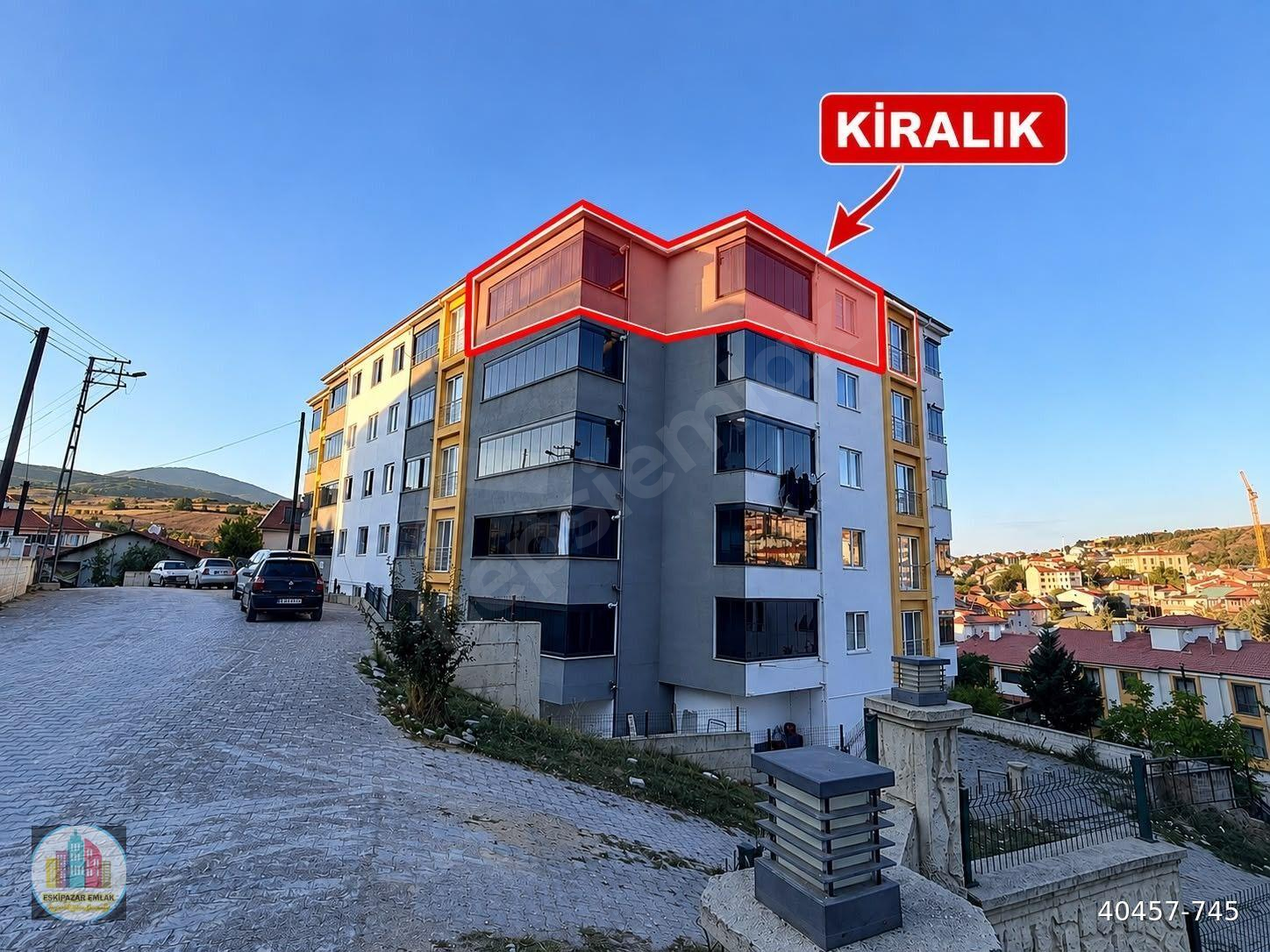 YENİ MAHALLE PUSULA İHSAN ŞEN APARTMANINDA FUL EŞYALI KOMBİLİ ASANSÖRLÜ KİRALIK DAİRE