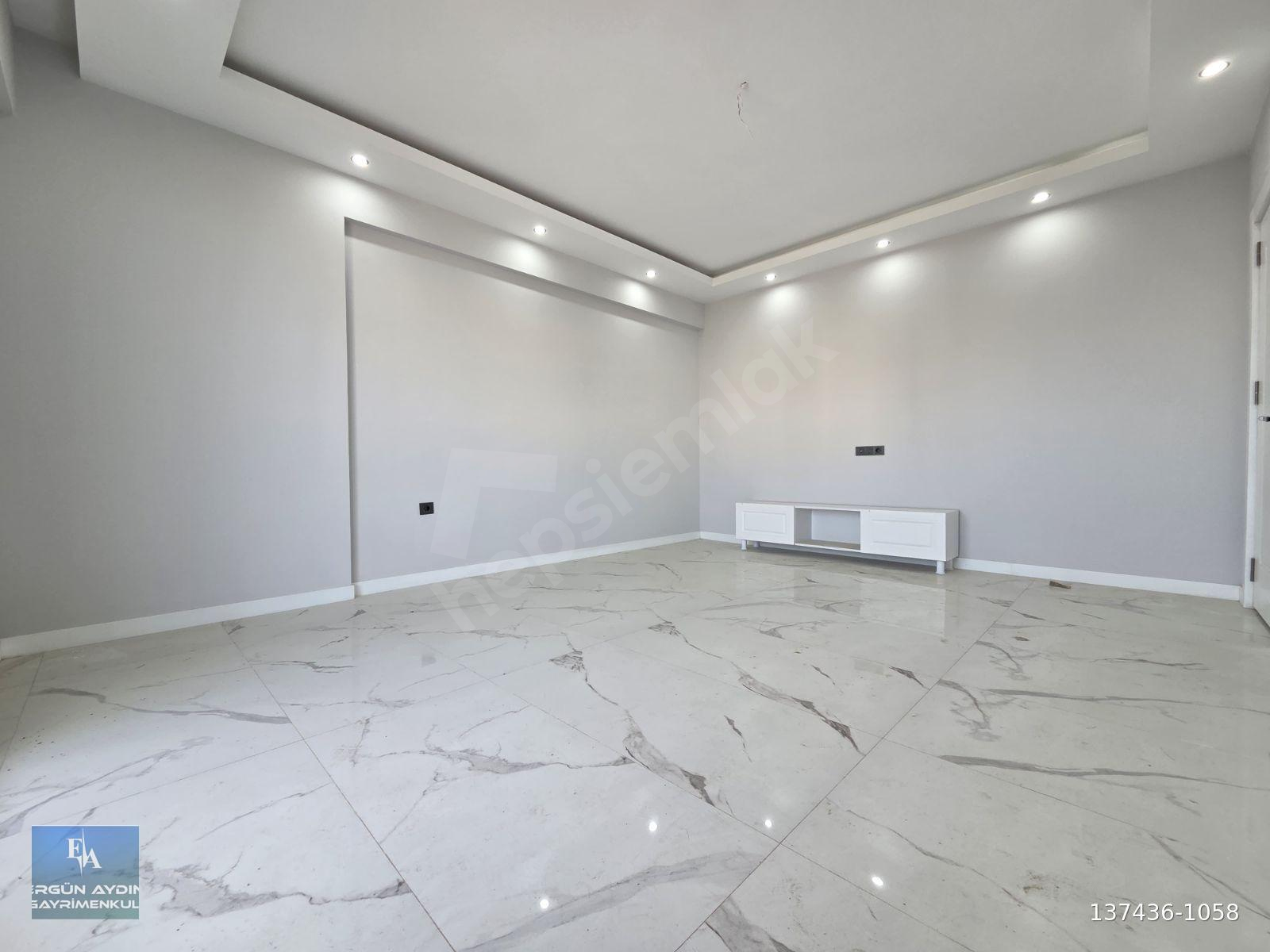 ERGÜN AYDIN'DAN Karahasanlı'da Köşe Konumda 2+1 110m2 Daire