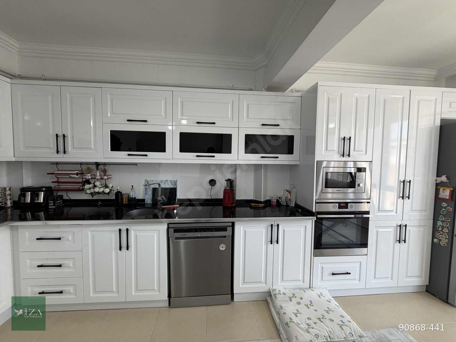 İZA GAYRİMENKUL KERİM AKGÜL'DEN SATILIK DEV DAİRE