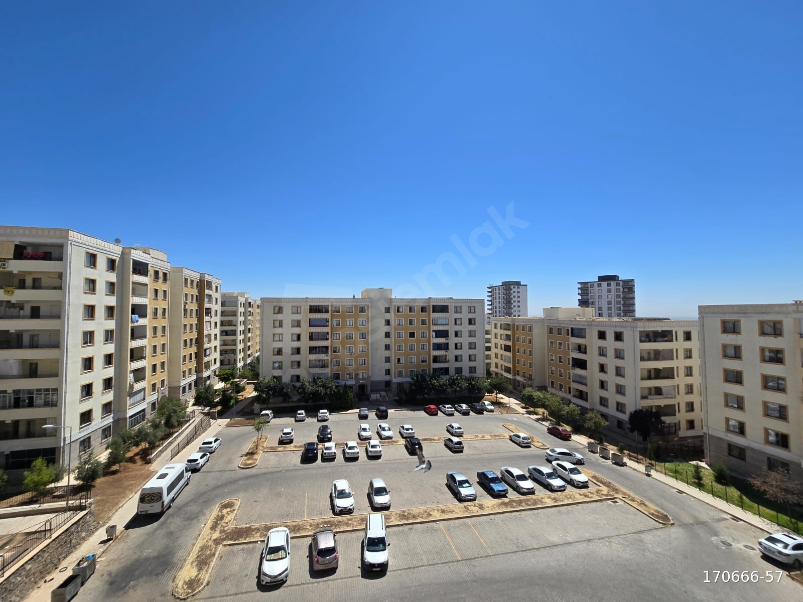 EYLÜL EMLAKTAN KİRALIK 97 M2 ARAKAT KİRALIK SARI TOKİ DAİRESİ
