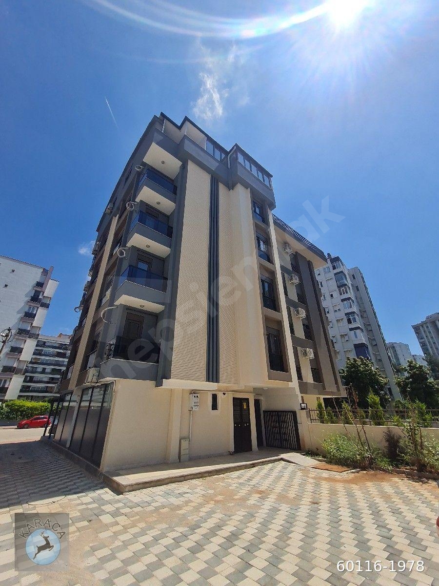 Fiyat Düştü,Perge Caddesine 200metre Oyak Sitesi Yanı Sıfır 3.Katta 1+1 ,Asansörlü,50m2 Daire ,Otopa