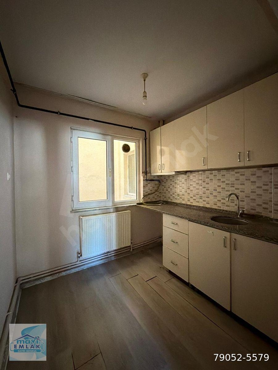 BANDIRMA MAVİ EMLAKTAN SUNULLAH MAH. 2+1 KİRALIK DAİRE