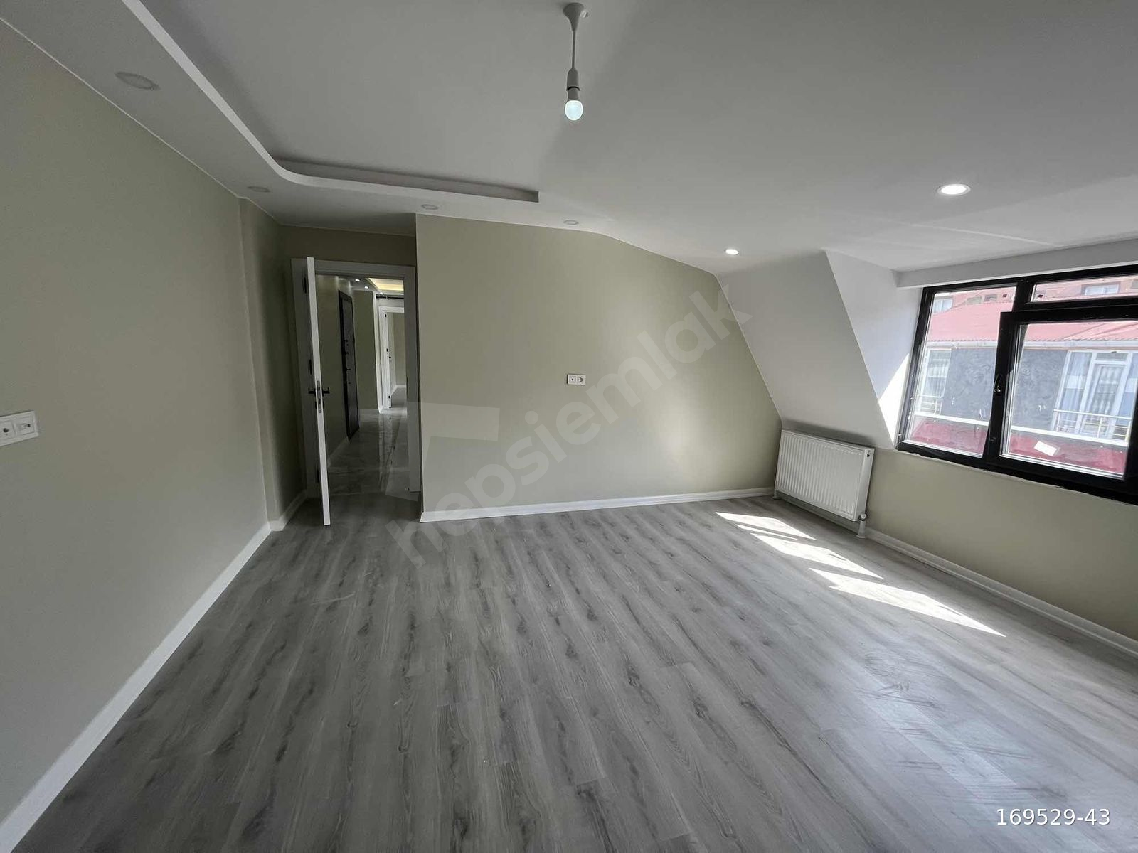 MERKEZDE SATILIK 2+1 90 M2 SIFIR ÇATI KATI DAİRE