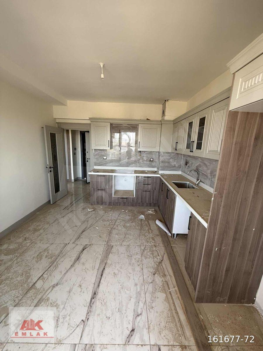 SATILIK GENİŞ SİTE İÇERSİNDE SATILIK 4+1 DAİRE