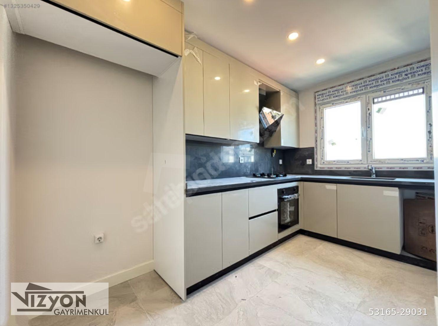 VİZYON'DAN FIRSAT FENERYOLUNDA E.BANYOLU 135M2 BALKONLU 3+1 BOŞ