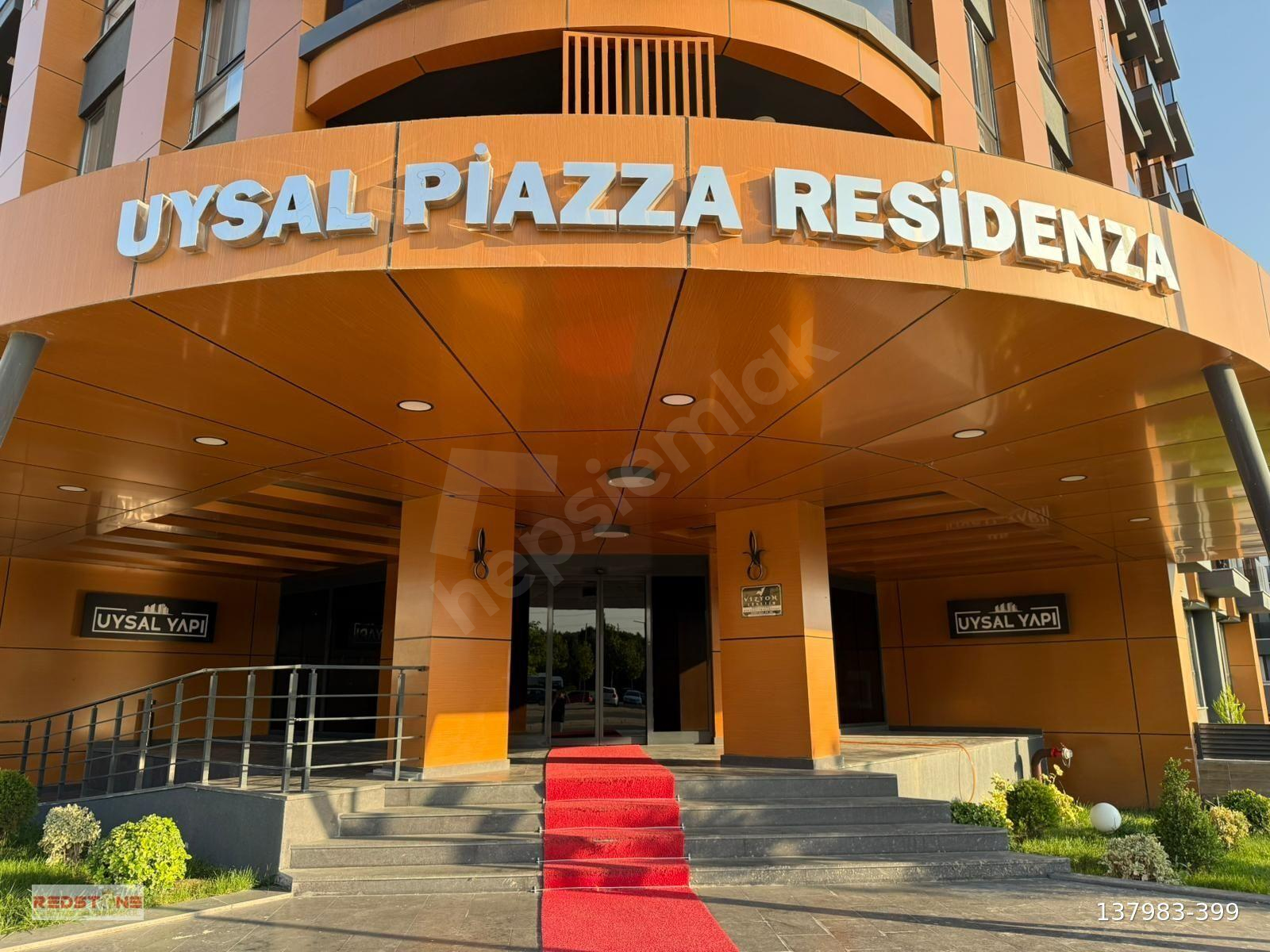 REDSTONE'DAN UYSAL PİAZZA RESIDENZA'DA EŞYALI KİRALIK 1+1 DAİRE