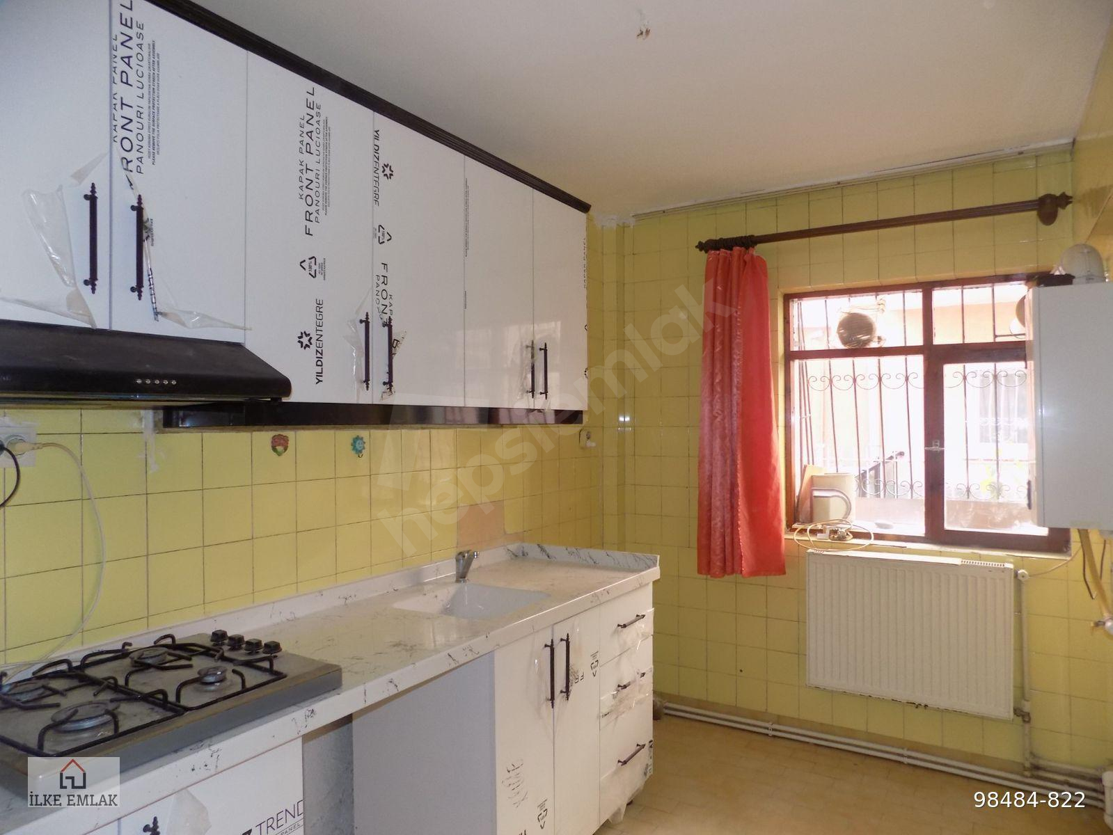 SUBAYEVLERİ İLKE EMLAK'TAN ACİL 3+1 YÜKSEK GİRİŞ 105 m2 SATILIK DAİRE