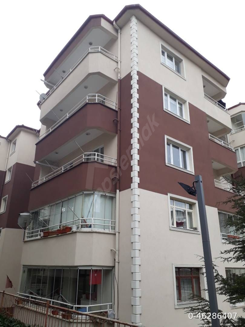 MERKEZİ KONUMDA-YAPILI-ÇOK TEMİZ 3+1