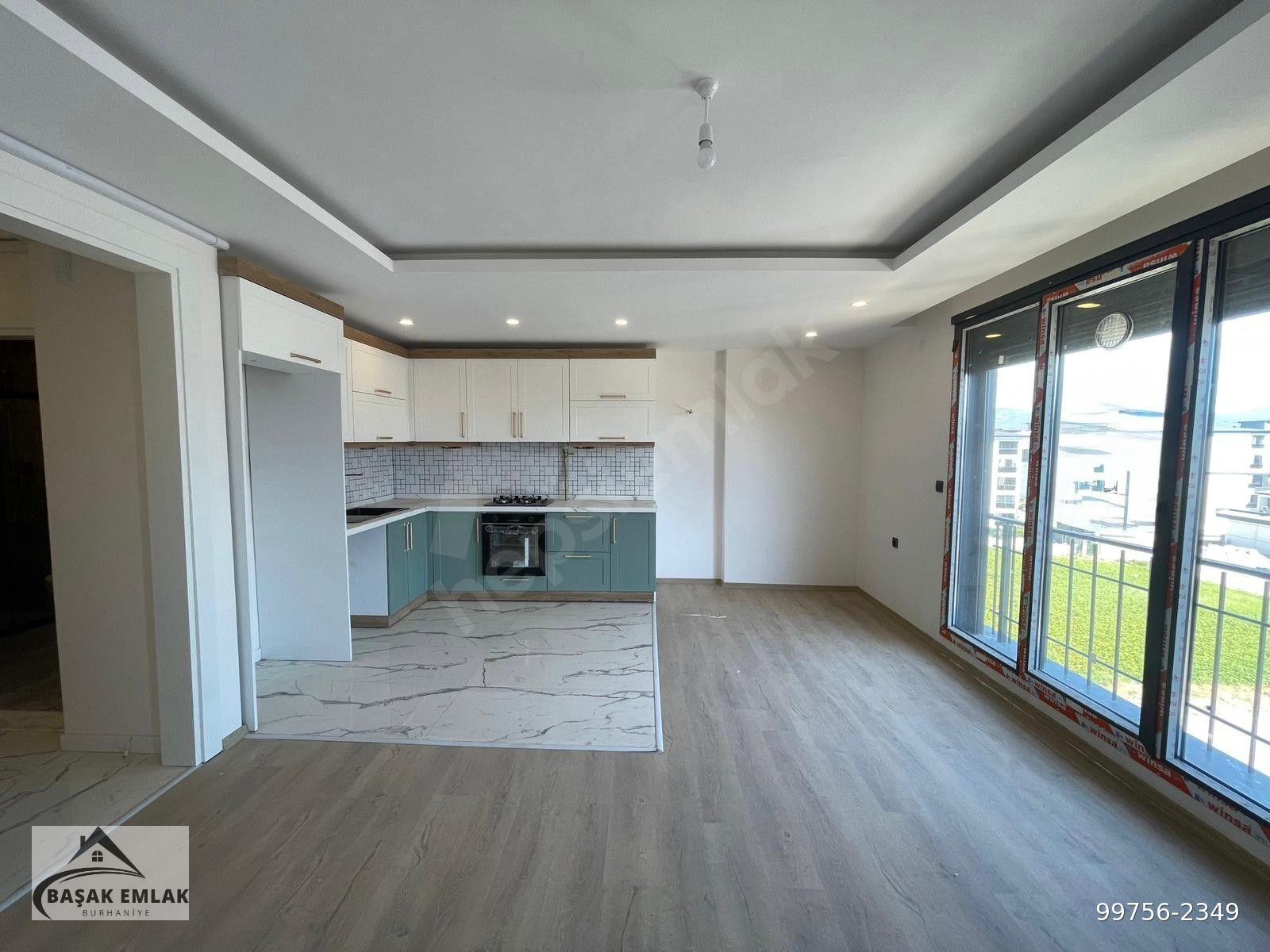 ÖREN YOLUNDA SIFIR BİNADA ŞIK VE KULLANIŞLI KİRALIK 1+1 DAİRE