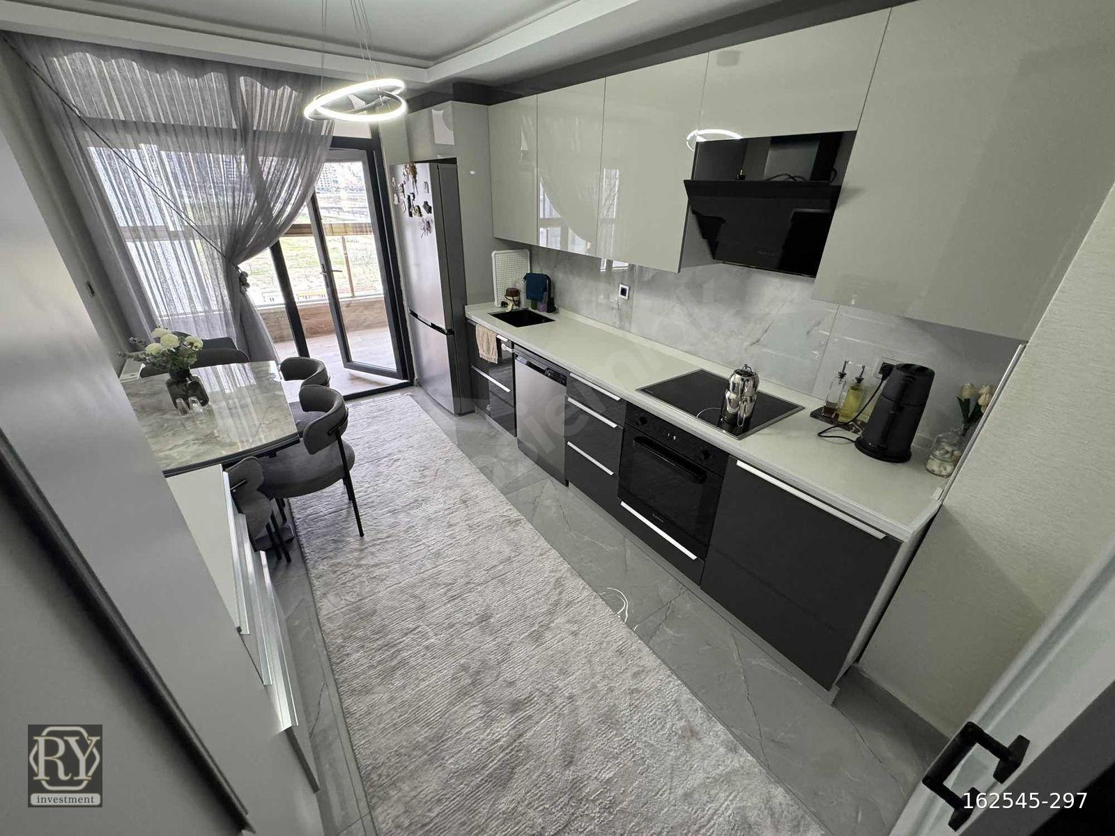 OVACIK BULVAR ÜZERİ EMSALSİZ TERAS BALKONLU LÜX 3+1 SİTE DAİRESİ