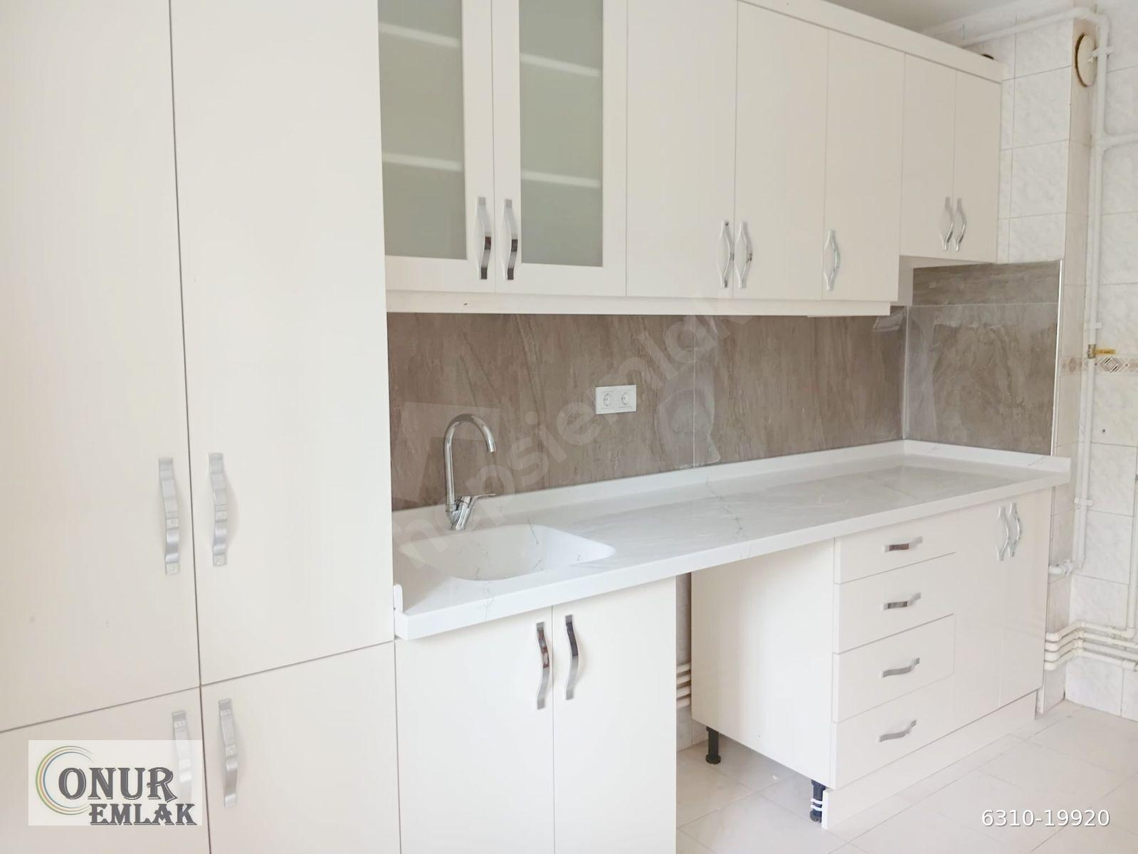 DİKMEN İLKER PERŞEMBE PAZARI KARŞISINDA 3+1 YÜKSEK GİRİŞ 2 BANYOLU KOMBİLİ BOYA VE BADANASI YENİ