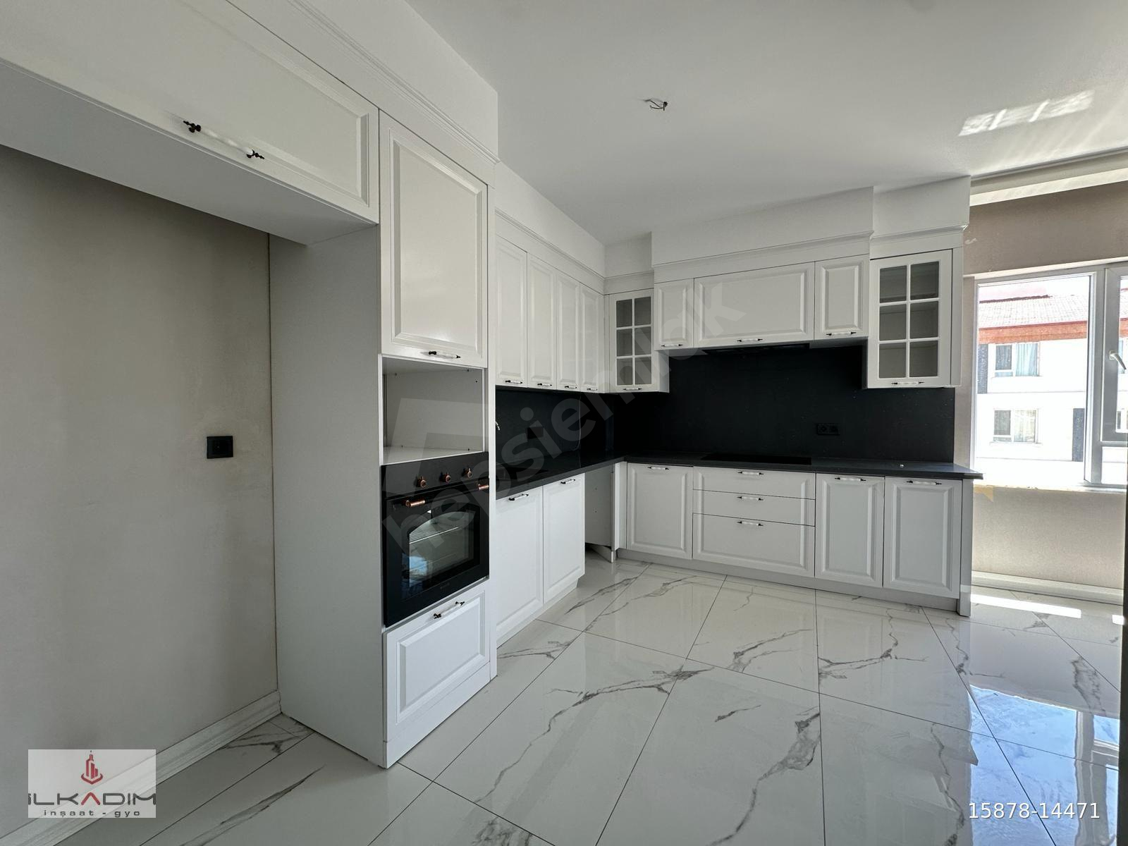 YÜKSELTEPEDE ÇİFT BLOKLU GÜVENLİKLİ SİTEDE 4+1 DAİRE