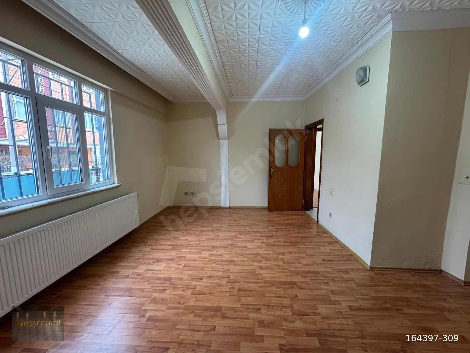 130 M2 MÜSTAKİL BİNADA 2+1 1 KAT KONUMUNDA