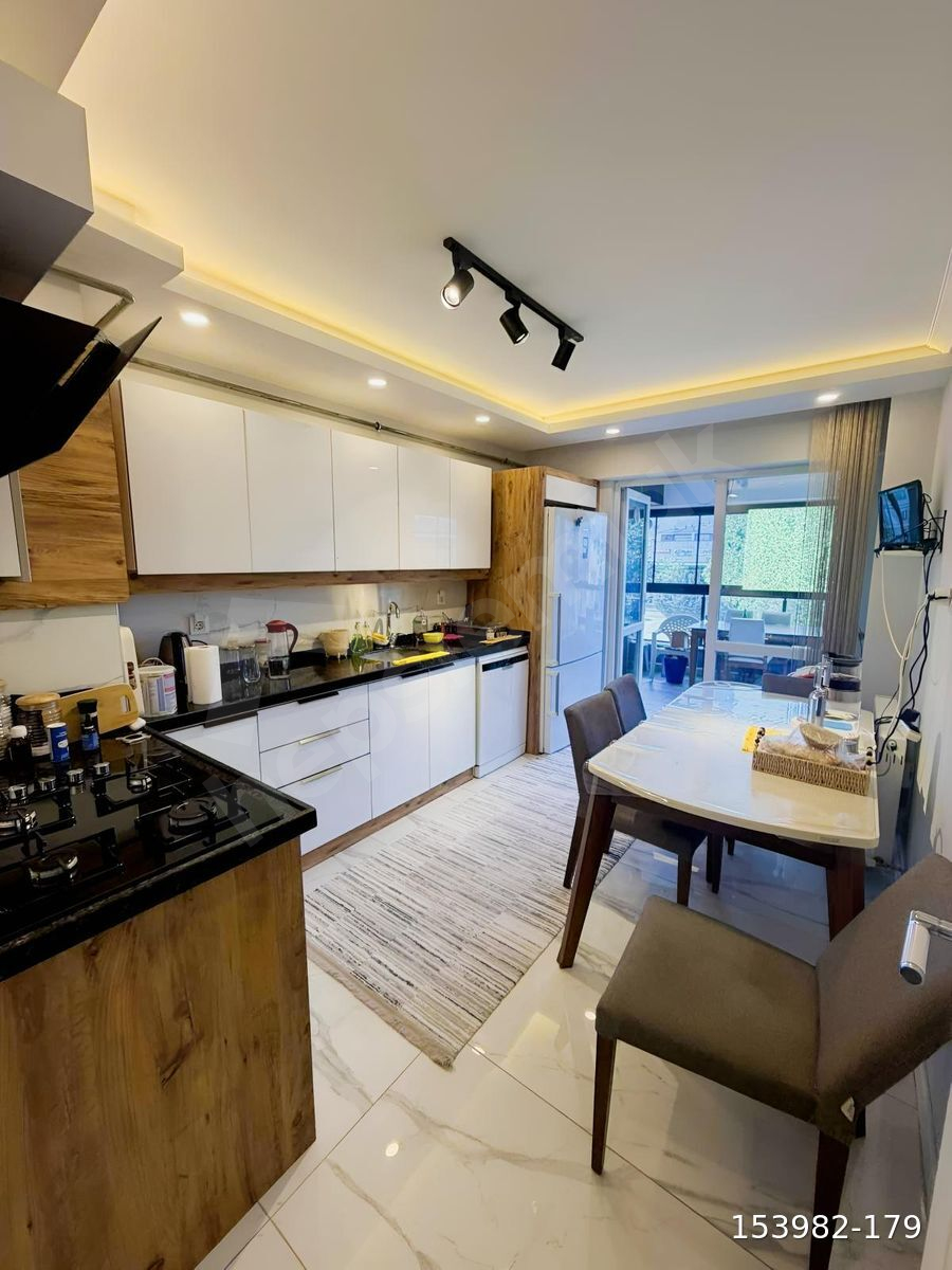 135m2 LÜKS ONURLUMARKET KARŞISINDA 4.KAT BİREYSEL GARAJLI
