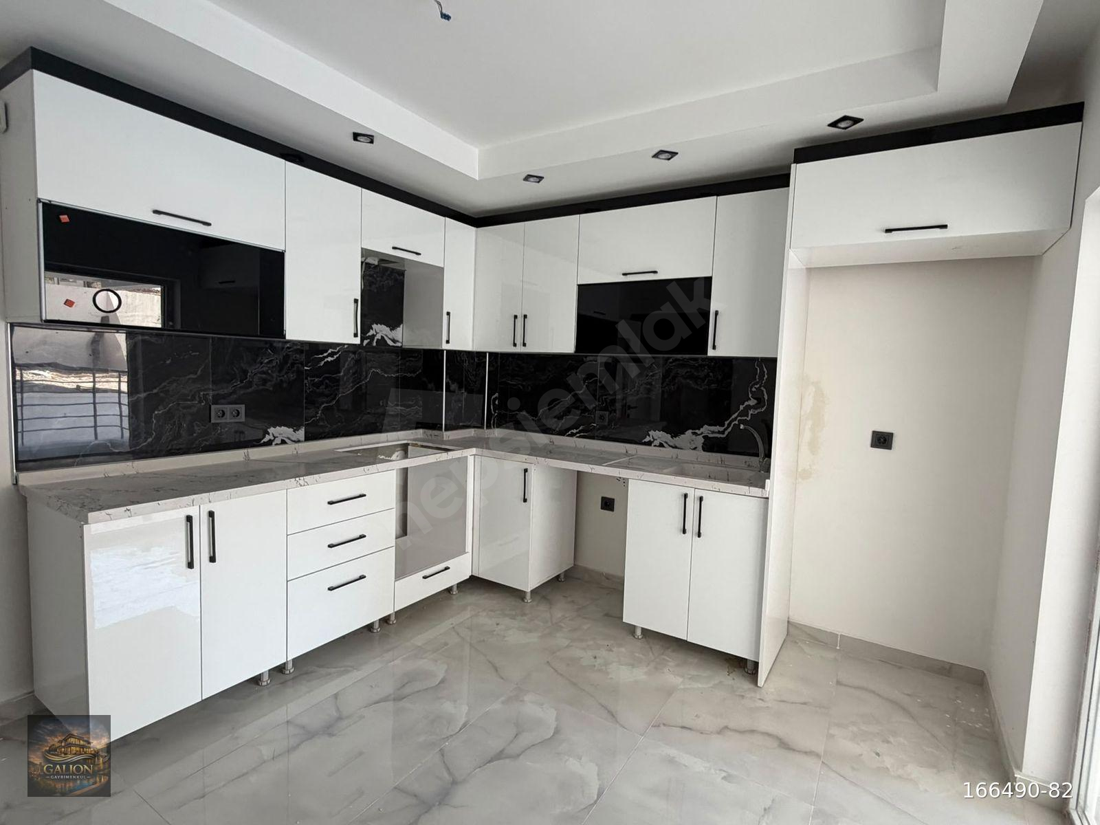 BAŞPINAR MAHALLESİNDE SIFIR SATILIK DAİRE