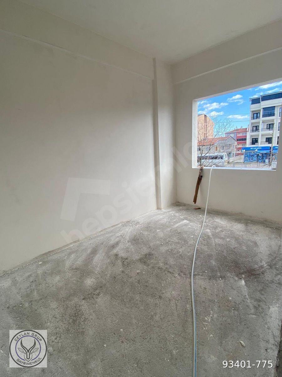 GAZİOSMANPAŞA'DA SATILIK ÖN CEPHE SIFIR 1+1 DAİRE