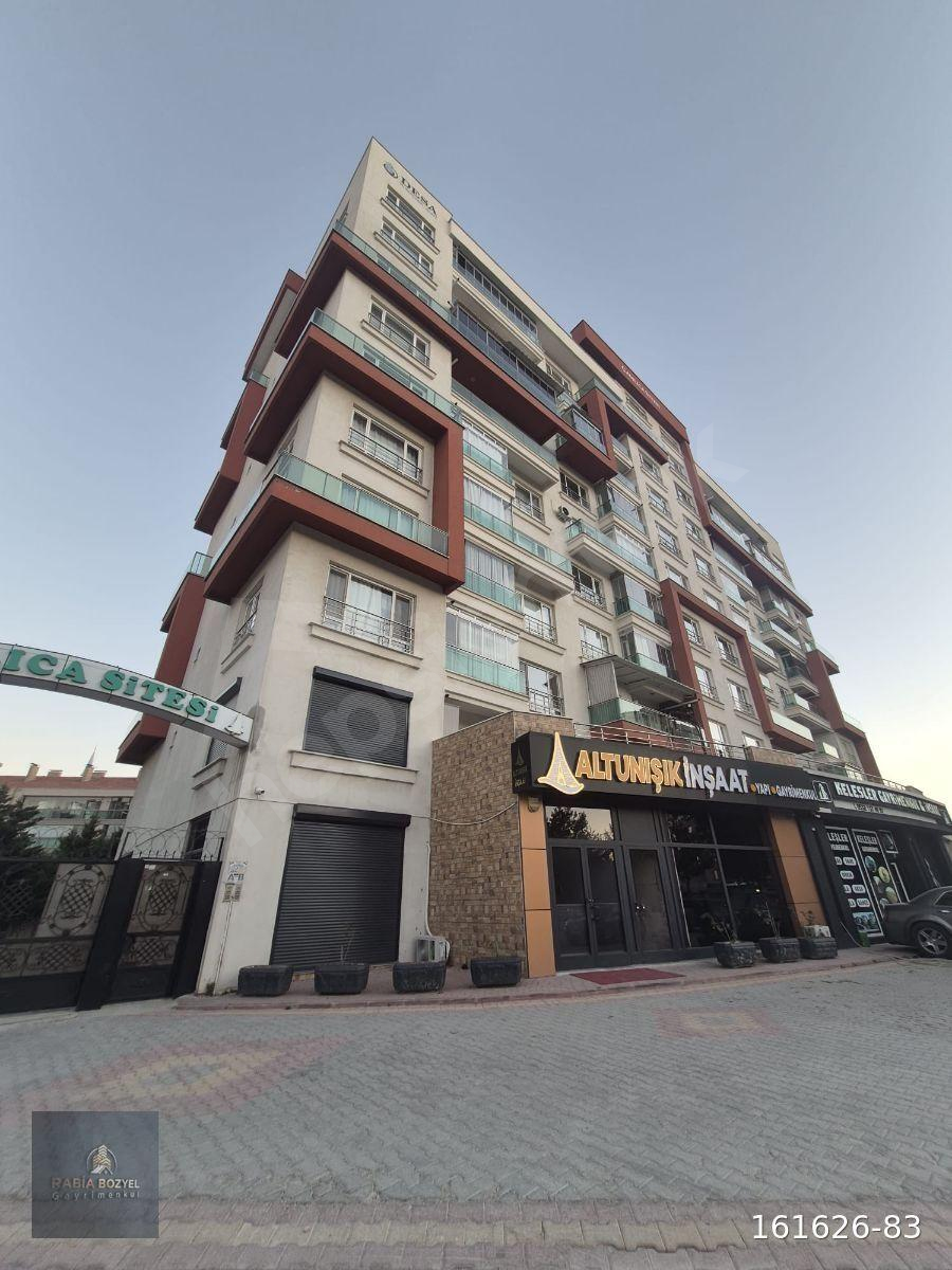 KARATAY FETİH CADDESİ ÜZERİNDE ÇAMLICA KONUTLARI 3+1 DAİRE