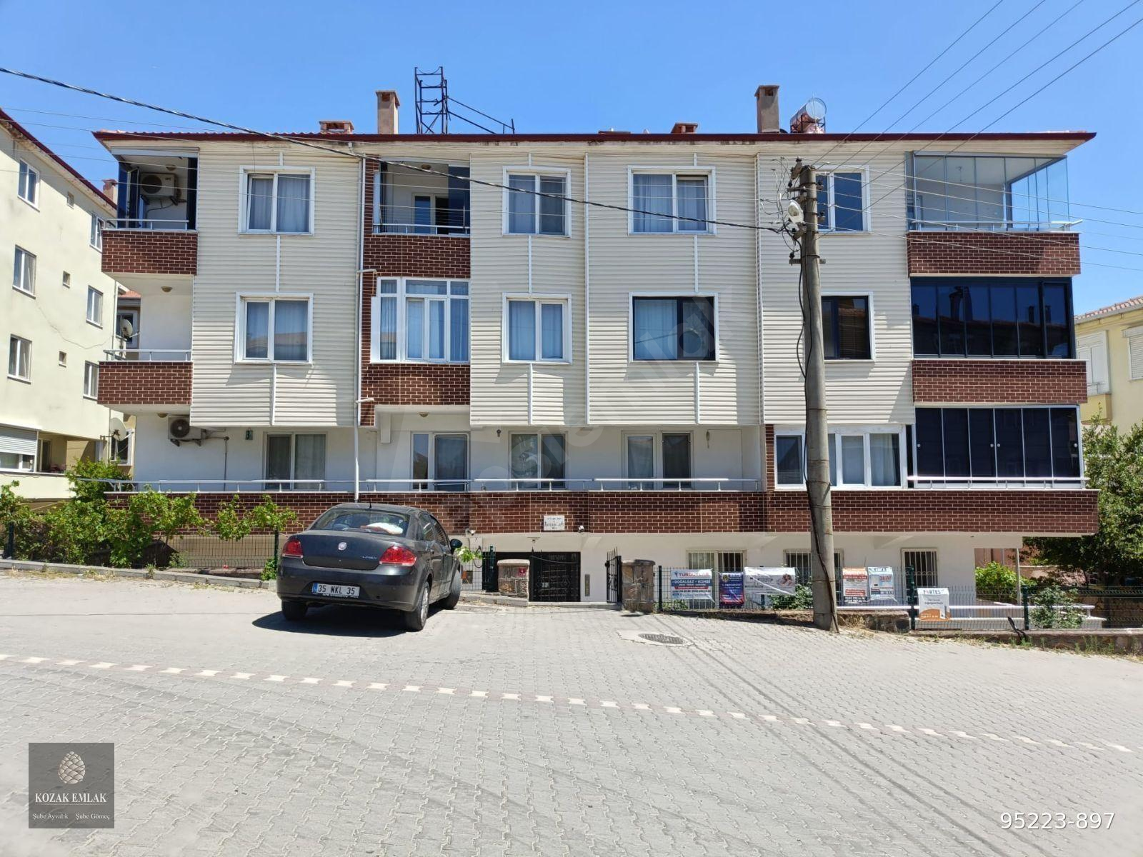 Ayvalık Ali Çetinkaya'da Merkezi Konumda Ferah 3+1 Kiralık Daire