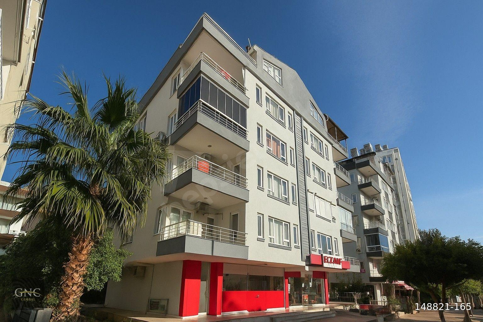 KONYAALTI PINARBAŞI'NDA 240 m2 GENİŞ TERASLI 4+1 DUBLEKS SATILIK