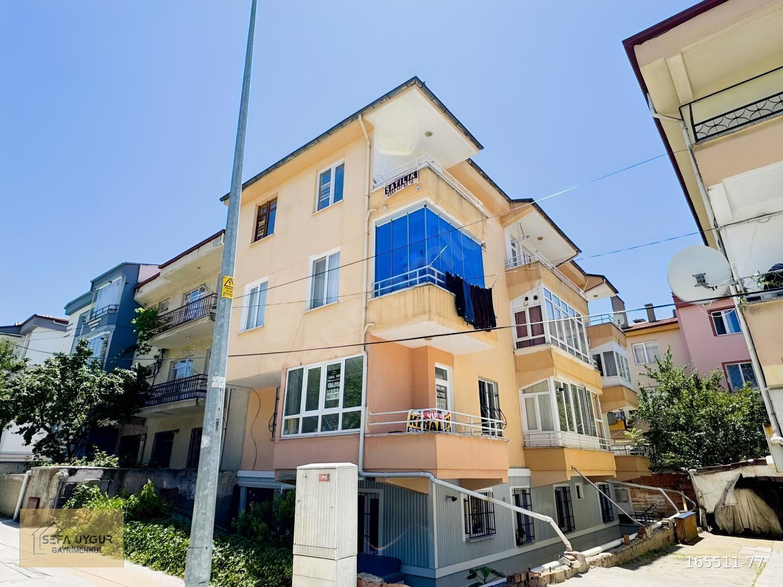 SEFA UYGUR'DAN CARREFOURSA CİVARINDA 3+1 SATILIK FIRSAT DAİRE