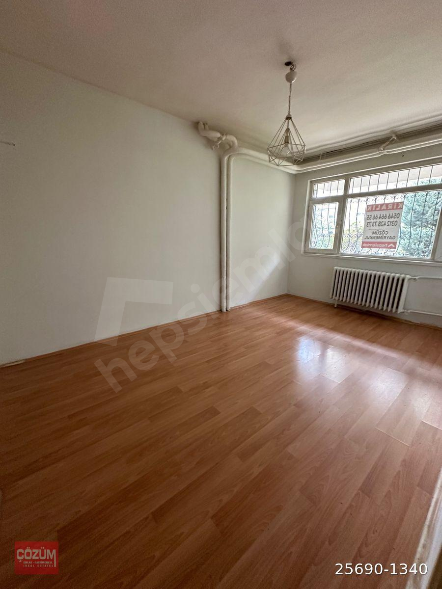 HİLTON OTEL ARKASI KENNEDY CADDESİNDE GİRİŞ 1+1