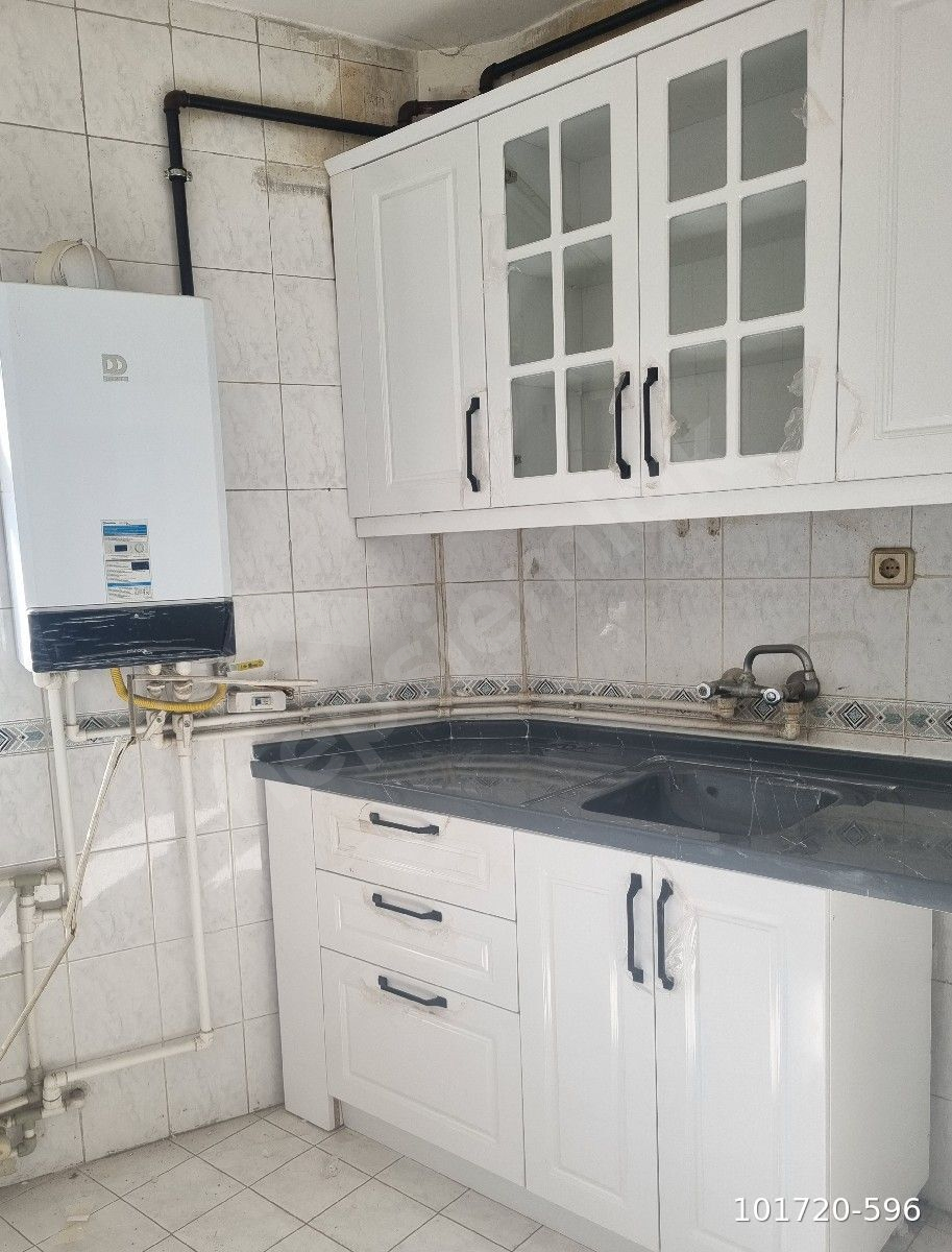 CADDE ÜZERİNDE 2+1YAPILI DAİR