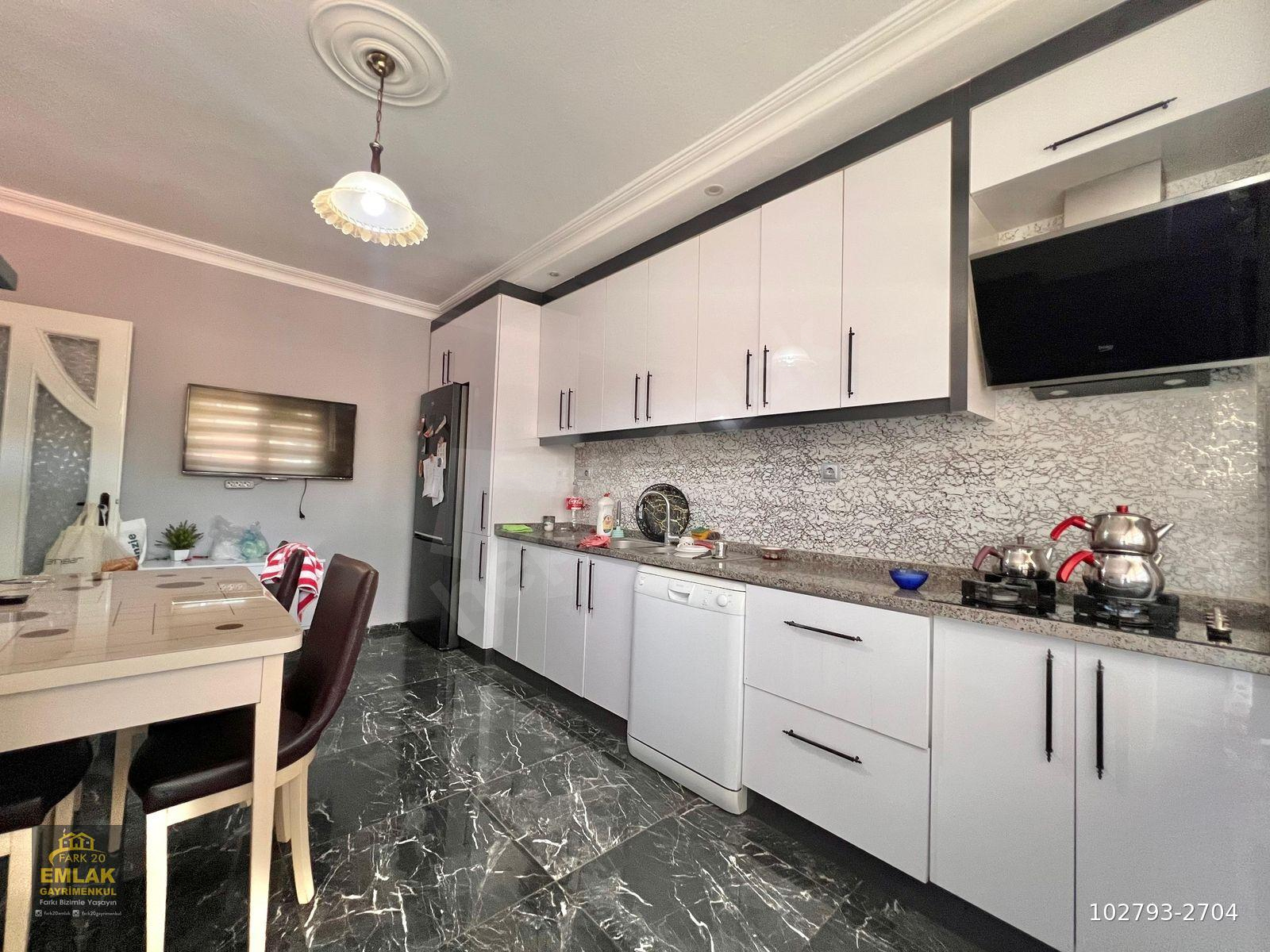 FARK20'DEN AS ECZA YAKINI 3+1 MASRAFSIZ 19 YILLIK SATILIK DAİRE